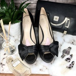 {Paris Hilton} Formal Black Wedges